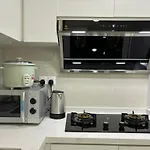 The Ooak Suites By Bamboo Hospitality
